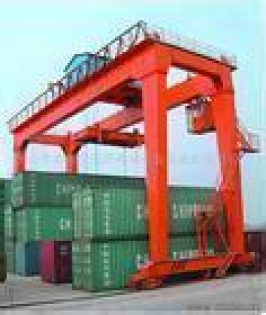 Cổng trục tháo dỡ container - Cầu Trục Và Cổng Trục Thánh Khởi - Công Ty TNHH Cơ Khí Cầu Trục Thánh Khởi